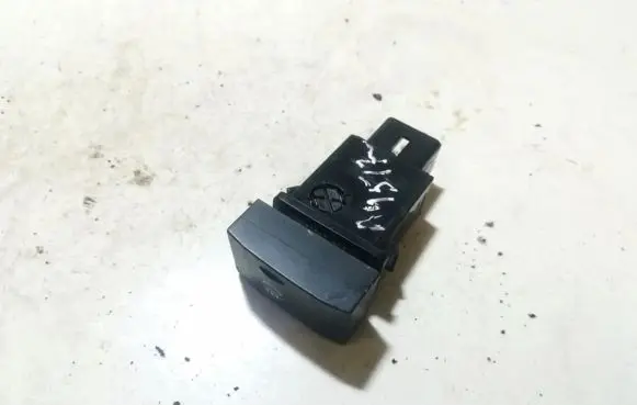 Fog light switch