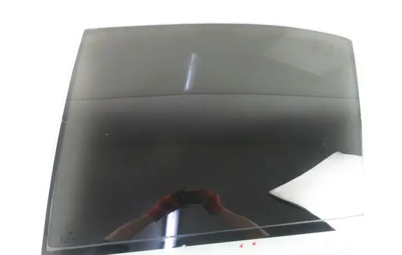 BMW 5 E39 Rear door window glass 
