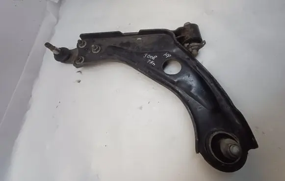 Peugeot 3008 II Front lower control arm/wishbone