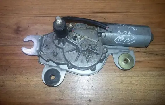 Ford Mondeo MK I Rear window wiper motor 0390201521