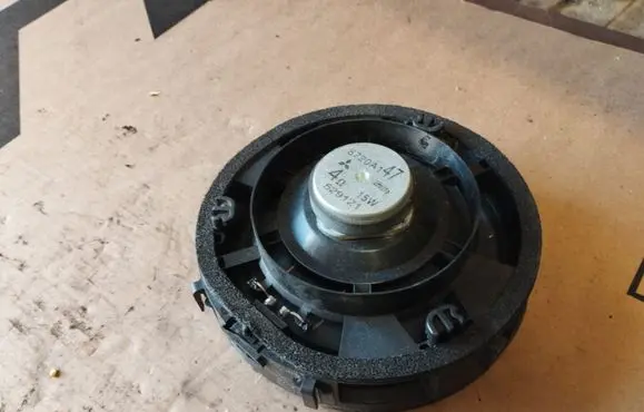 Mitsubishi ASX Front door speaker 8720A147