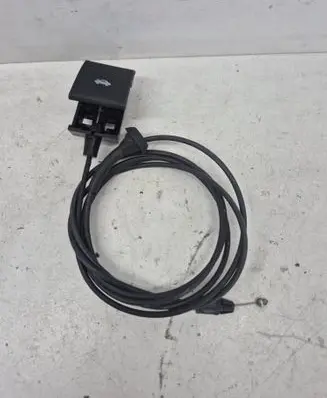 Dodge Durango III Engine bonnet/hood lock release cable 68032581AE