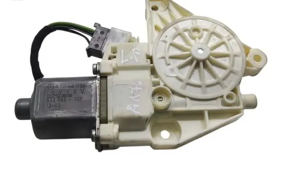 Mercedes-Benz A W176 Front door window regulator motor A2469065100