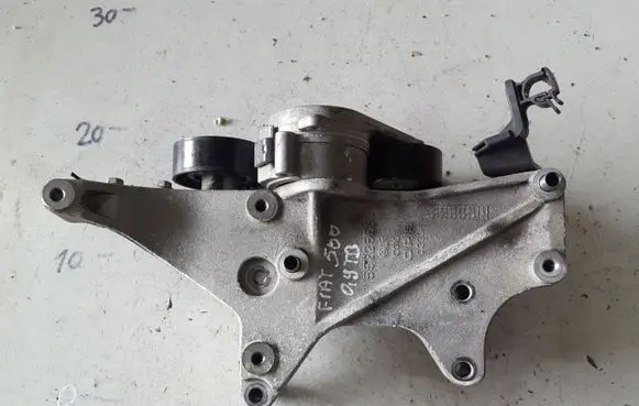 Fiat 500 Generator/alternator bracket 55225533