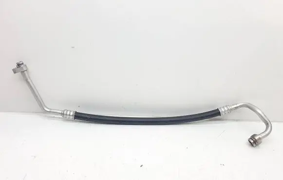 Air conditioning (A/C) pipe/hose