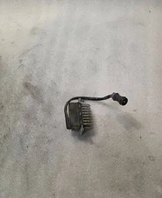 Audi A8 S8 D2 4D Heater blower motor/fan resistor 5DS00645502