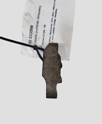 Citroen C3 Fuel Injector clamp holder