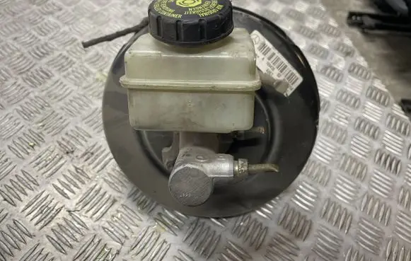 Mercedes-Benz B W245 Brake booster A1694300230