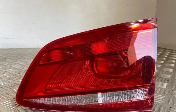Volkswagen PASSAT B7 Tailgate rear/tail lights 3AF945094C 3AF945094 605512