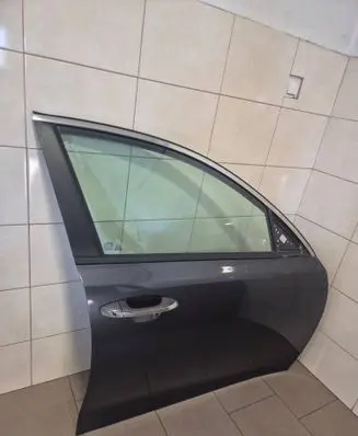KIA Optima Front door 