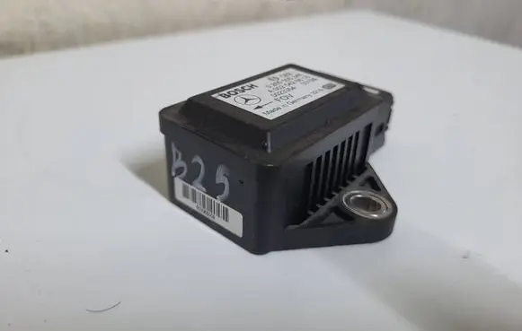Mercedes-Benz E W211 ESP acceleration yaw rate sensor 0265005246 0023354 A0025426618