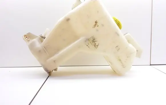 Nissan Primera Coolant expansion tank/reservoir 21710BM410