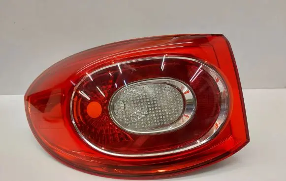 Volkswagen Tiguan Rear/tail lights 5N0945095H