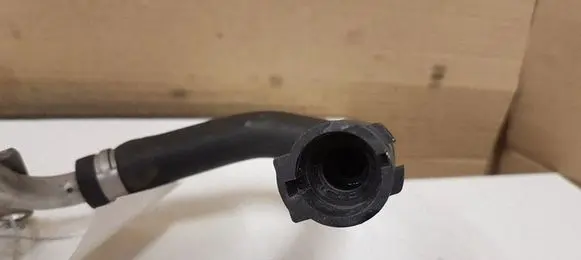 BMW X5 F15 Engine coolant pipe/hose 8516591
