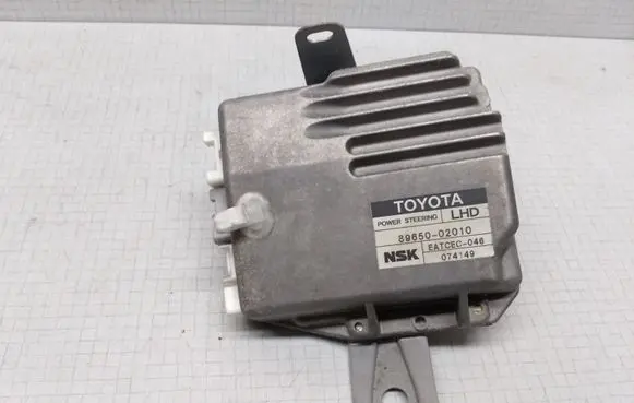 Toyota Corolla E120 E130 Power steering control unit/module 8965002010 074149