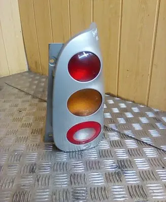 Smart ForTwo I Rear/tail lights 253032R