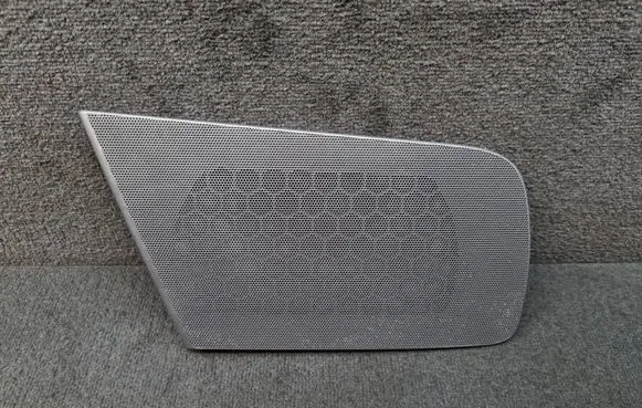 Audi A6 S6 C6 4F Front door speaker cover trim 4F0035420