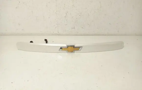 Chevrolet Trax Number plate light 9511413