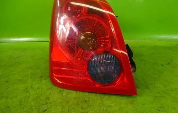 Nissan Primera Rear/tail lights