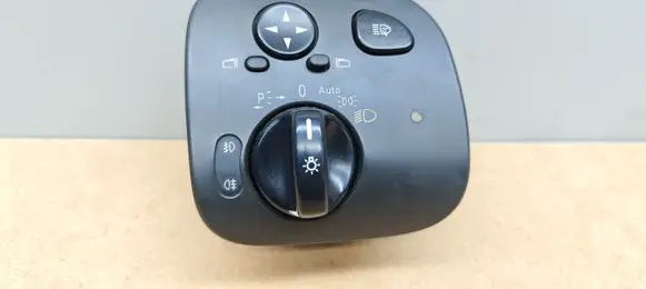 Mercedes-Benz CLK A209 C209 Light switch A2035450904