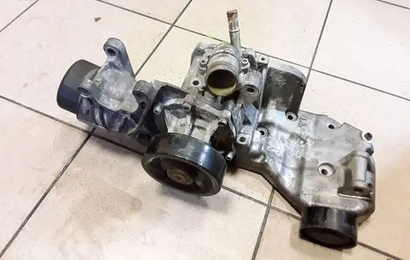 SsangYong Korando Oil filter mounting bracket 130207031