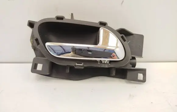Peugeot 407 Front door interior handle 10012 7386