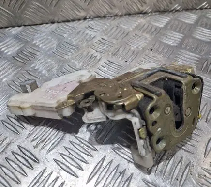 Nissan Terrano Front door lock 8055291L60 89A529
