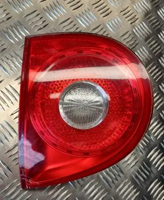 Volkswagen Golf V Tailgate rear/tail lights 1K6945094E A0000145 028500204