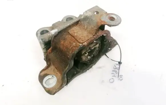 Fiat Punto (188) Engine mount bracket