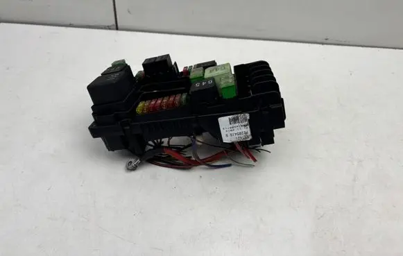 Audi A3 S3 8V Fuse module 5Q0937125A