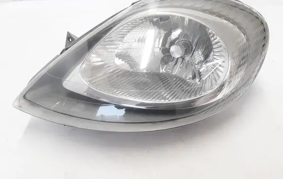 Nissan Primastar Headlight/headlamp 7700311371
