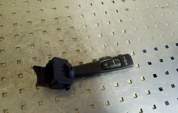 Volvo S40 Wiper control stalk 17D770