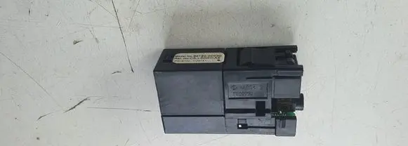 Toyota Verso USB socket connector 