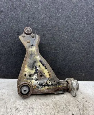 Mercedes-Benz Vito Viano W639 Front lower control arm/wishbone