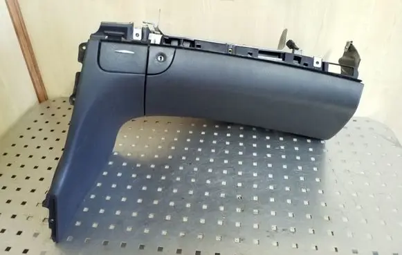 Mercedes-Benz E W211 Glove box 2116802487