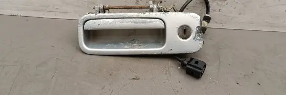 Volkswagen Golf IV Tailgate trunk handle 1J6827565A