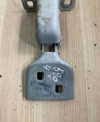 Renault Master III Front door upper hinge 804000006R