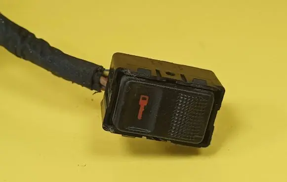 Central locking switch button