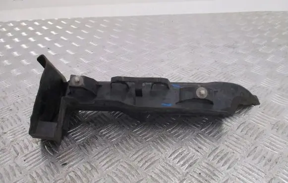 Audi A3 S3 A3 Sportback 8P Fender foam support/seal 81A821169