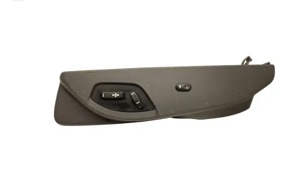 Volvo XC60 Front door seat control surround trim P39834787 1P2779349
