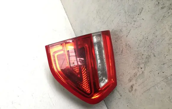 Citroen C4 I Picasso Tailgate rear/tail lights
