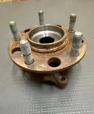 KIA Sportage Rear wheel hub