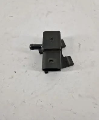 Mini Cooper Countryman R60 Oil pressure sensor 780515201