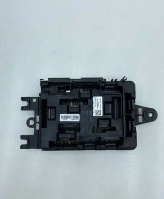 BMW 1 F20 F21 Fuse module 19561000001 9389070