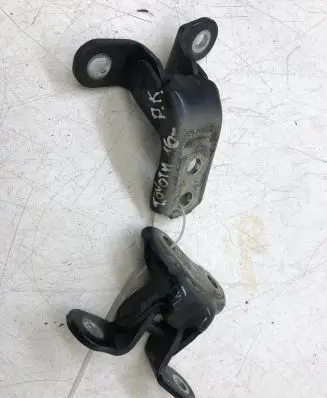 Toyota Avensis T270 Front door hinge set 