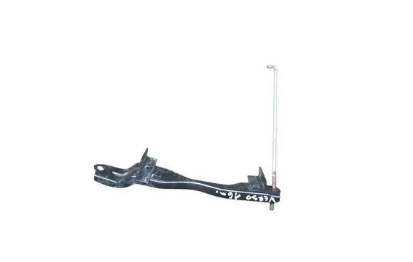 Toyota Verso Battery bracket 