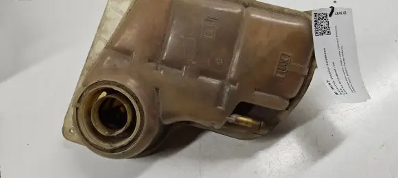Audi A6 S6 C5 4B Coolant expansion tank/reservoir 8D0121403D