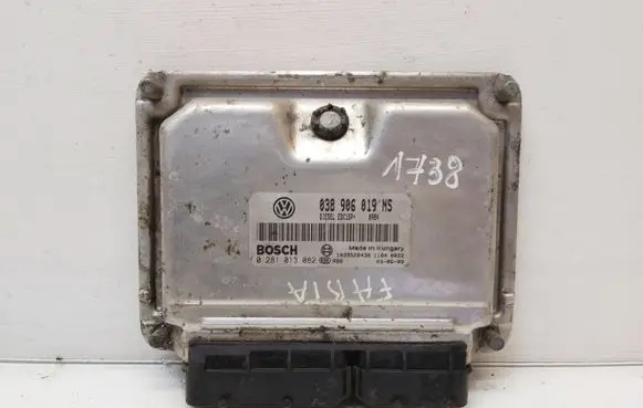 Skoda Fabia Mk2 (5J) Engine control unit/module 038906019NS