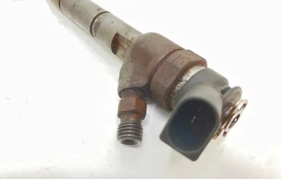 Mercedes-Benz B W245 Fuel injector A6400700787 0445110167