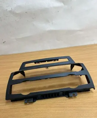 BMW X5 E70 Dashboard glove box trim 5145716179704 D5260